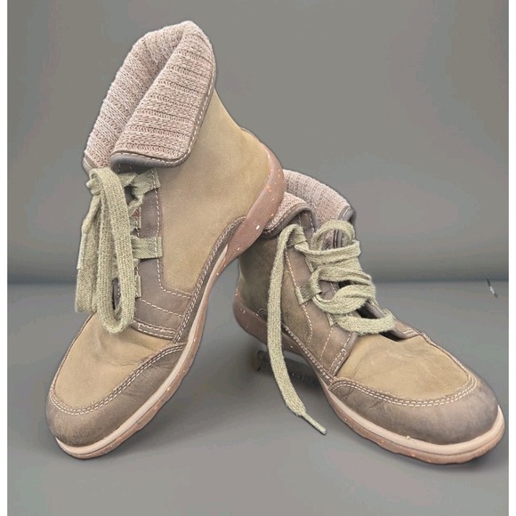 Chaco Shoes - Chaco Barbary Ivy Green Leather Wool Collar Ankle Boots Womens Size 6 J106810
